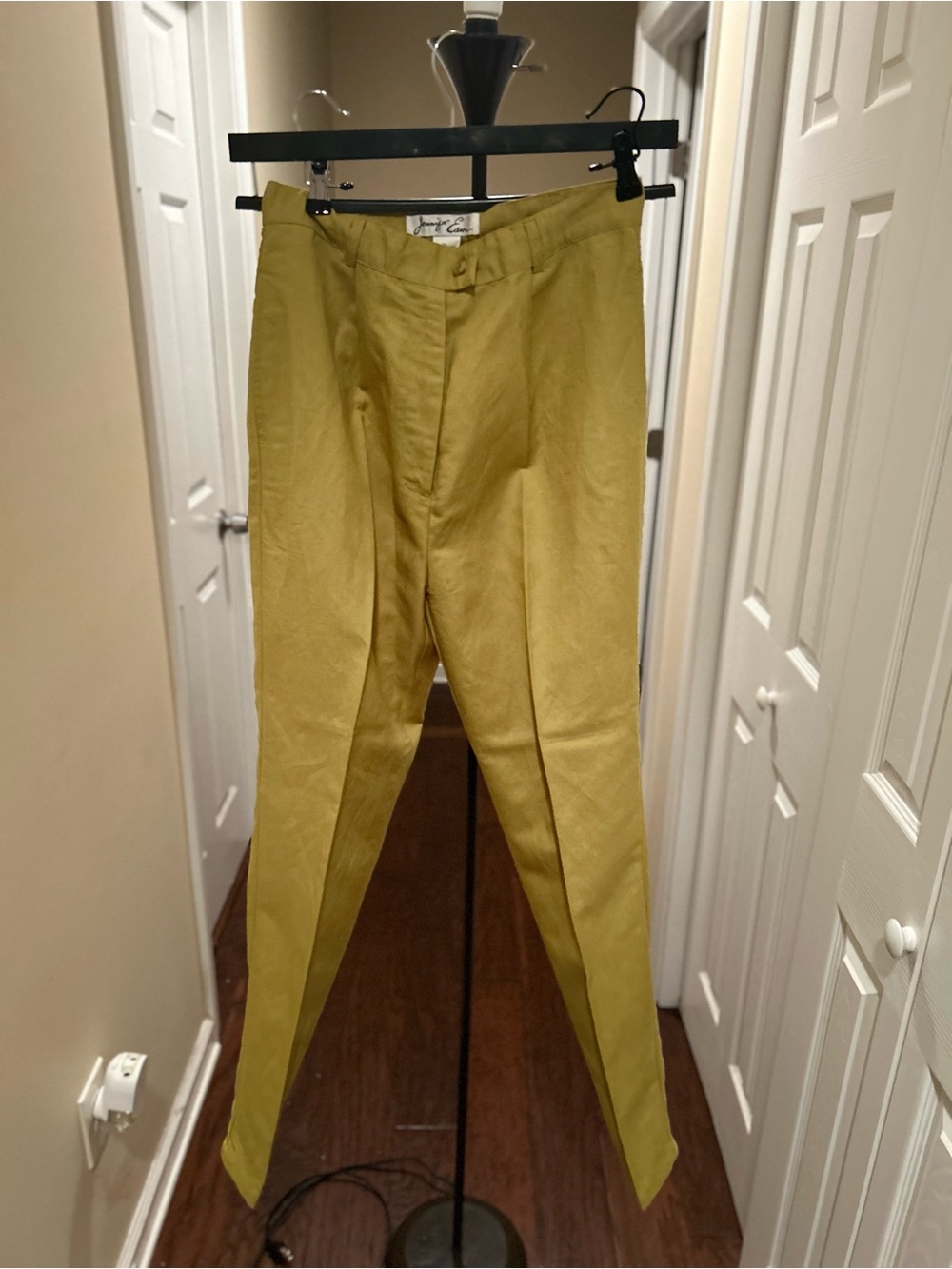 Crisp and clean vintage Pants in Mustard Yellow